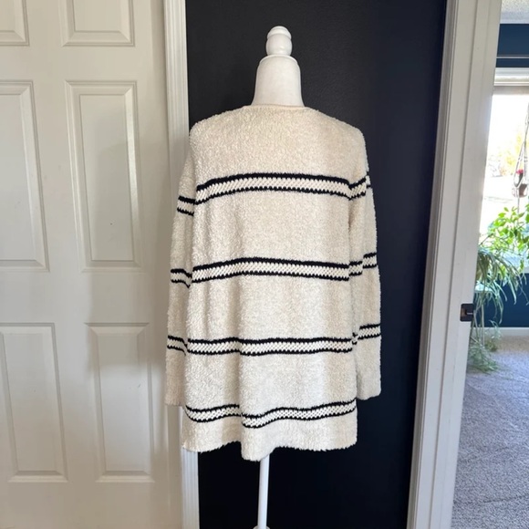 Madewell Striped Bouclé Cardigan Sweater 
size Large - Picture 7 of 12